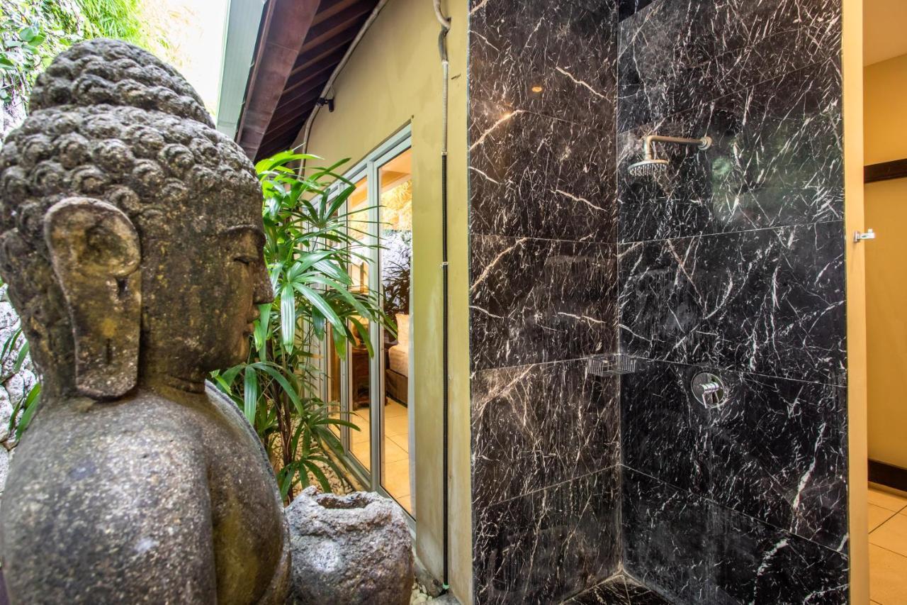 Asrina Villa'S Seminyak Exterior foto