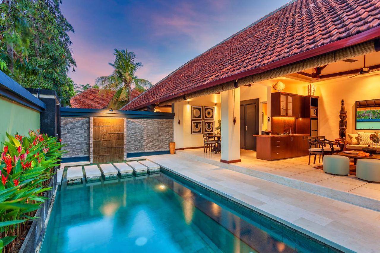 Asrina Villa'S Seminyak Exterior foto