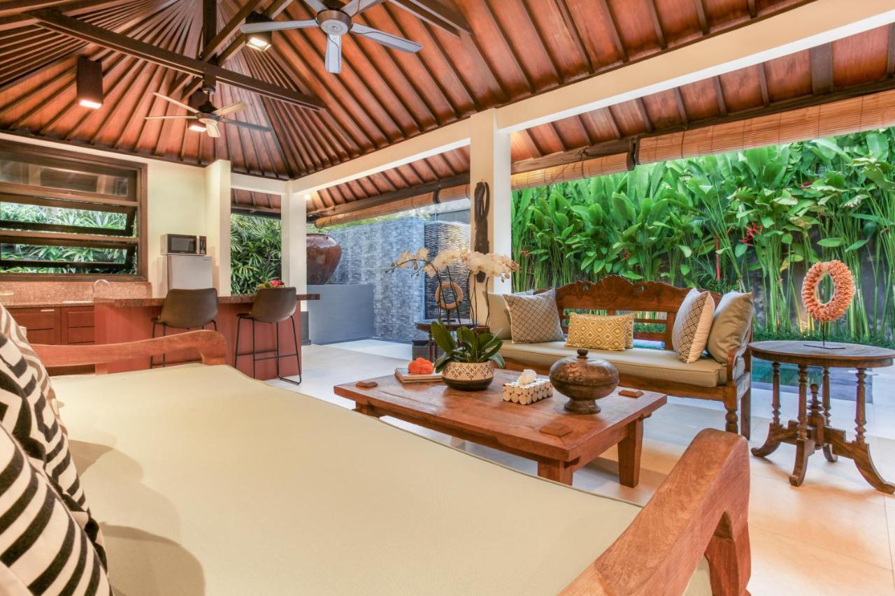 Asrina Villa'S Seminyak Exterior foto