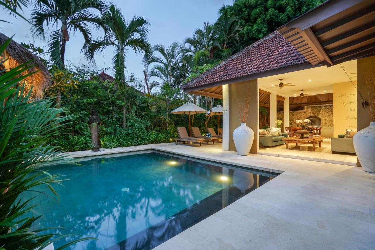 Asrina Villa'S Seminyak Exterior foto
